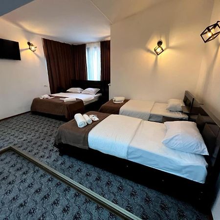 Elno Hotel Tbilisi Exterior photo