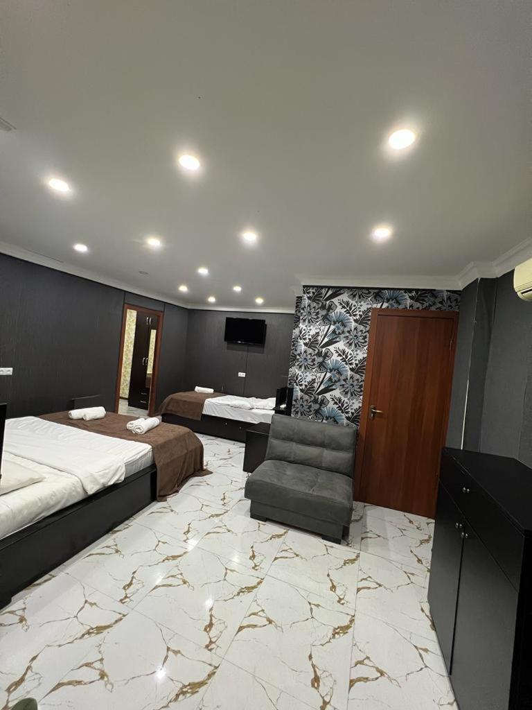 Elno Hotel Tbilisi Exterior photo
