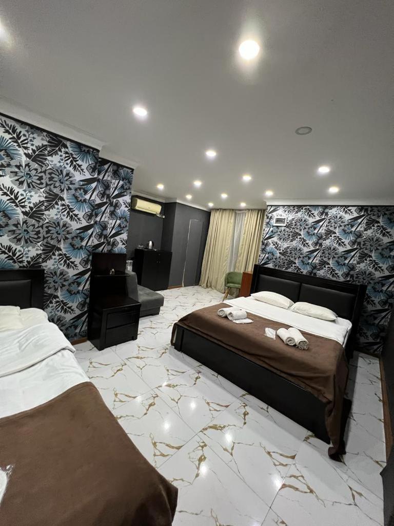 Elno Hotel Tbilisi Exterior photo