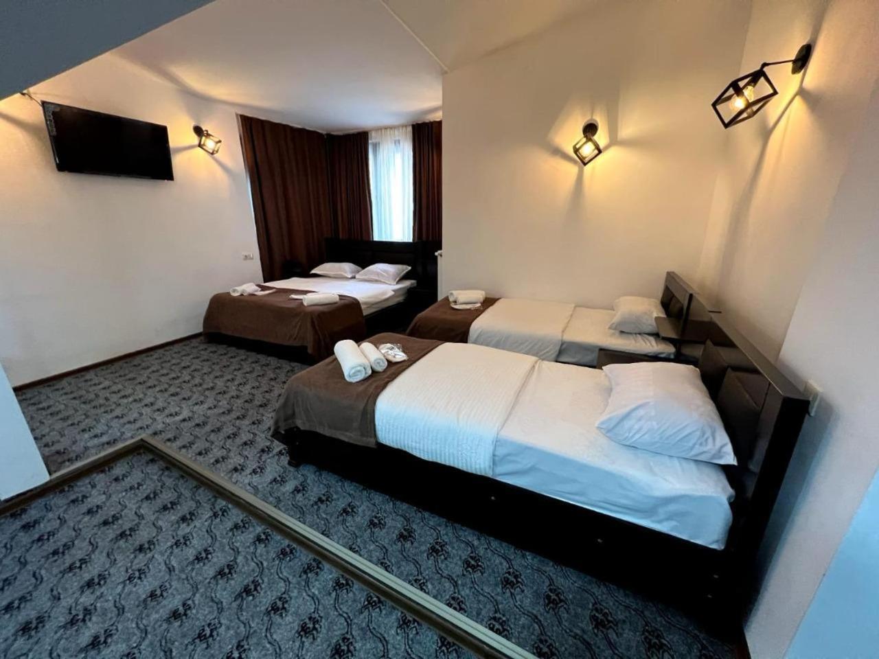 Elno Hotel Tbilisi Exterior photo